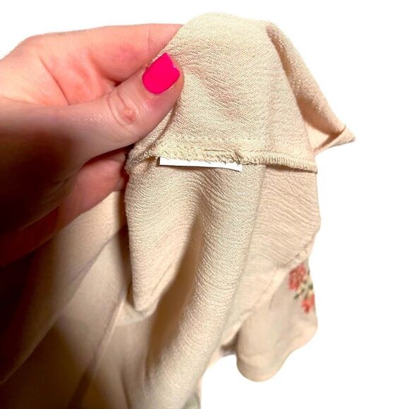 NO BRAND- Women’s Blush Pink Boho Blouse with Embroidered Florals, Size Large - Picture 7 of 8